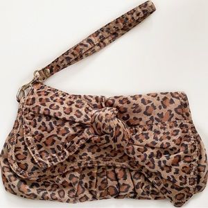 Leopard Clutch